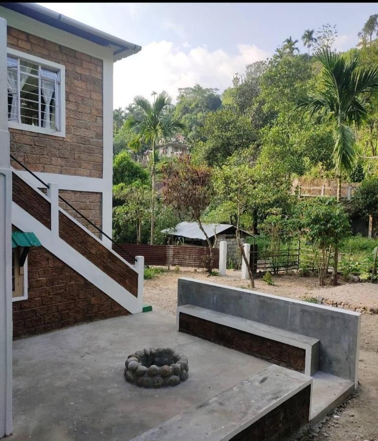 The Rustic Cottage - Homestay เชร์ราปุนจี ภายนอก รูปภาพ